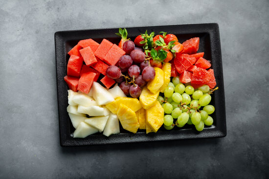 "Rudens depresija" Augļu plate, 1kg (4-5 personām)