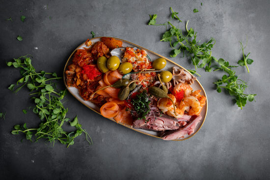 JŪRAS VELŠU, KŪPINĀJUMU PLATE (0,5 KG, 2-3 PERS.)