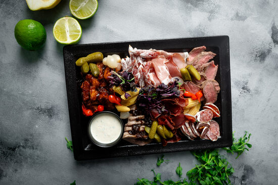 GAĻAS PLATE DE LUX (1 KG, 2-3 pers.)